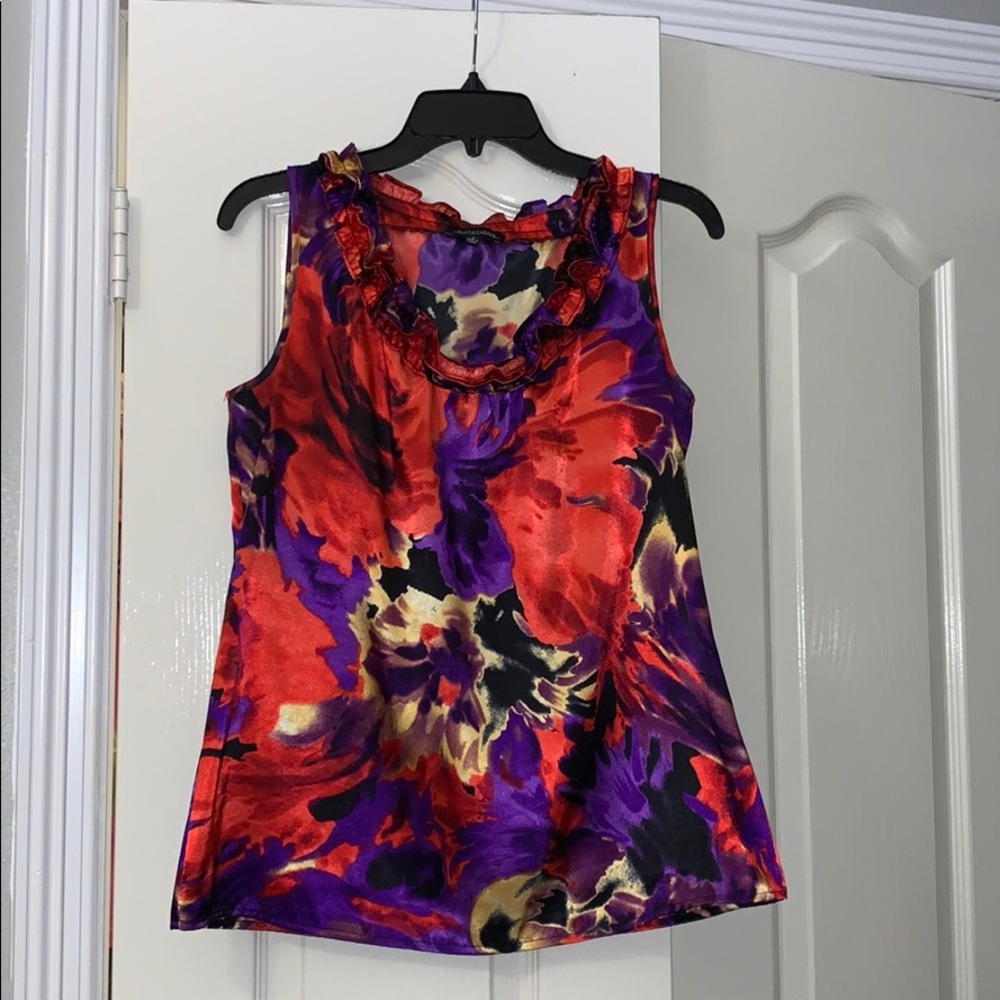 Multi-colored sleeveless top